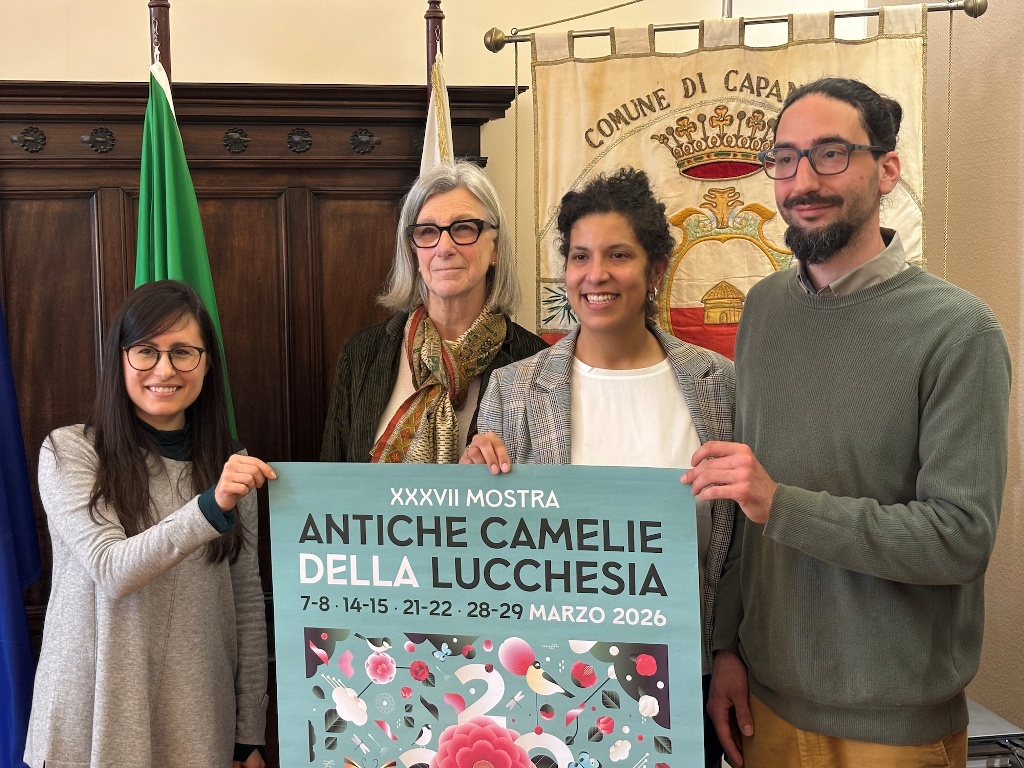 A Capannori prende il via la XXXVII 'Mostra delle Antiche Camelie della Lucchesia'