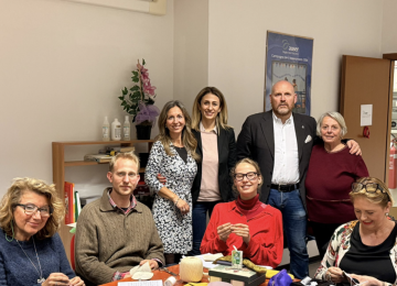 C'è un giovane sarto in erba al corso del Punto Tavarnelle