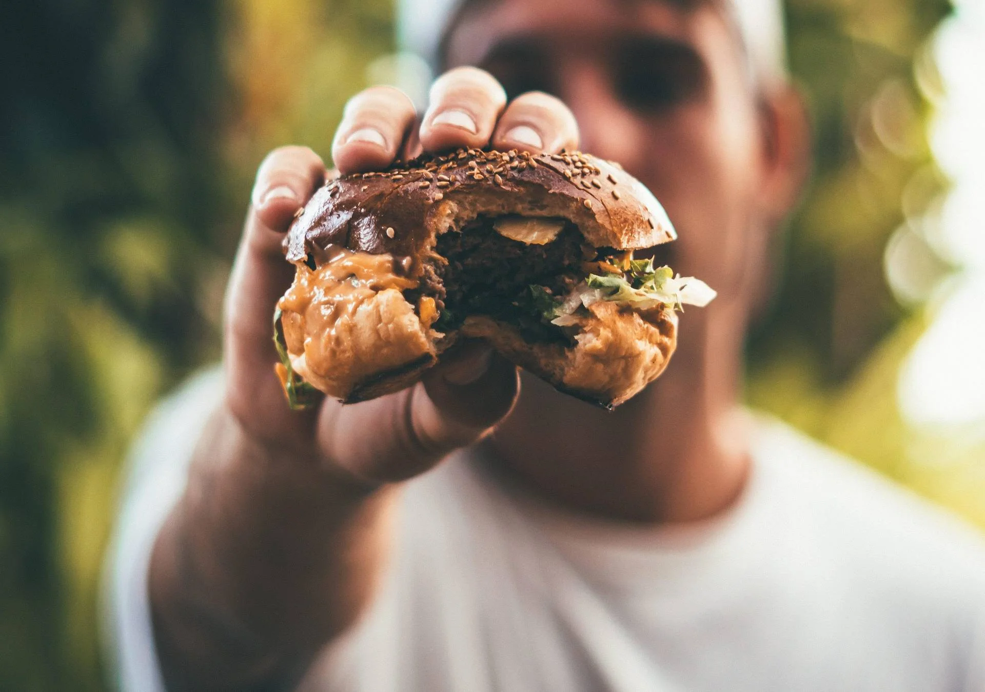 Chi desidera avere un figlio dovrebbe evitare questi cibi: lo studio e la lista.