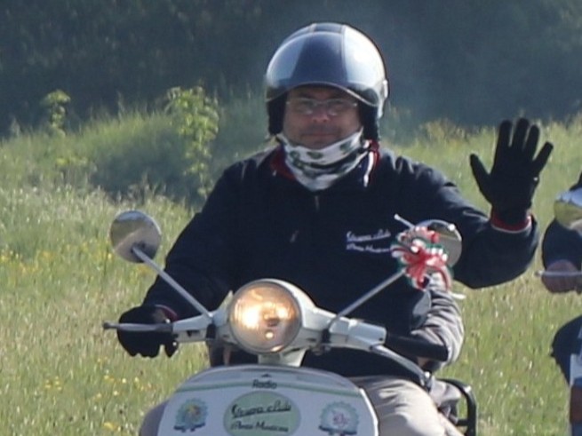 Fucecchio saluta Andrea Radicchi, membro del Vespa Club Il Ponte Mediceo