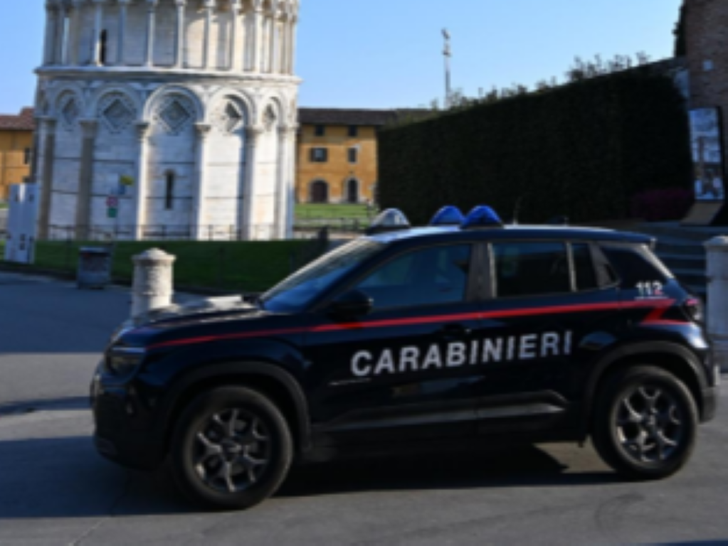 Furto in Piazza dei Miracoli a Pisa: denunciati un 52enne e una 40enne