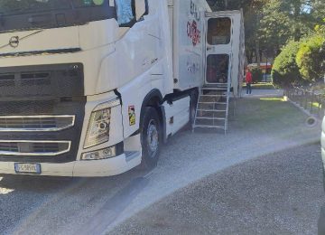 Il camion 'Banca del Cuore' fa tappa a Siena