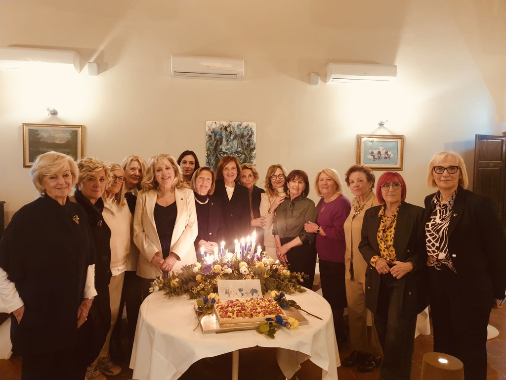 La Cena delle Candele di Fidapa San Miniato: Donne e Solidarietà