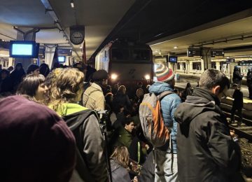 Consigliere individuato durante la manifestazione alla stazione di Pisa, Fossi (Pd): 'È necessario fare chiarezza'