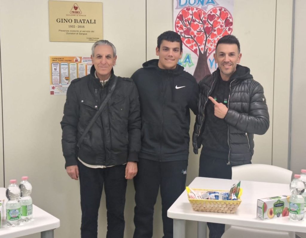 Nonno, papà e figlio donano insieme il sangue a Lucca.