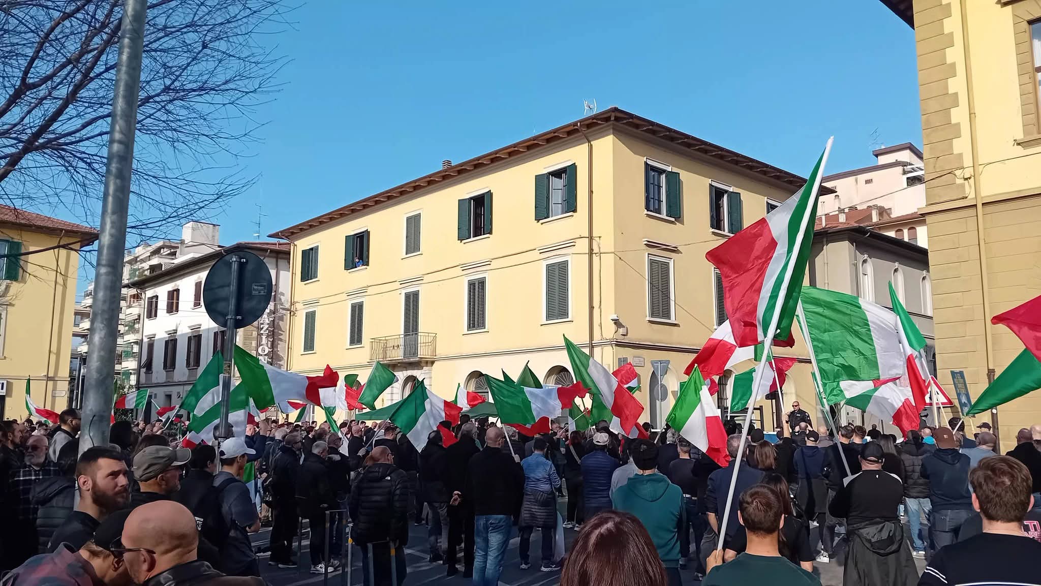 Remigrazione: alcune centinaia di partecipanti al corteo di Prato