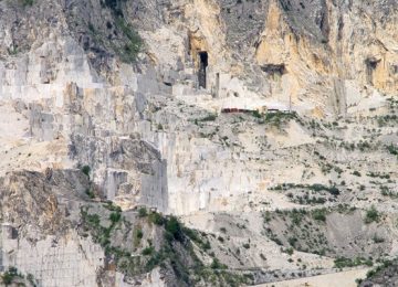 Ricorso contro la riapertura della cava a Vagli: conferenza stampa