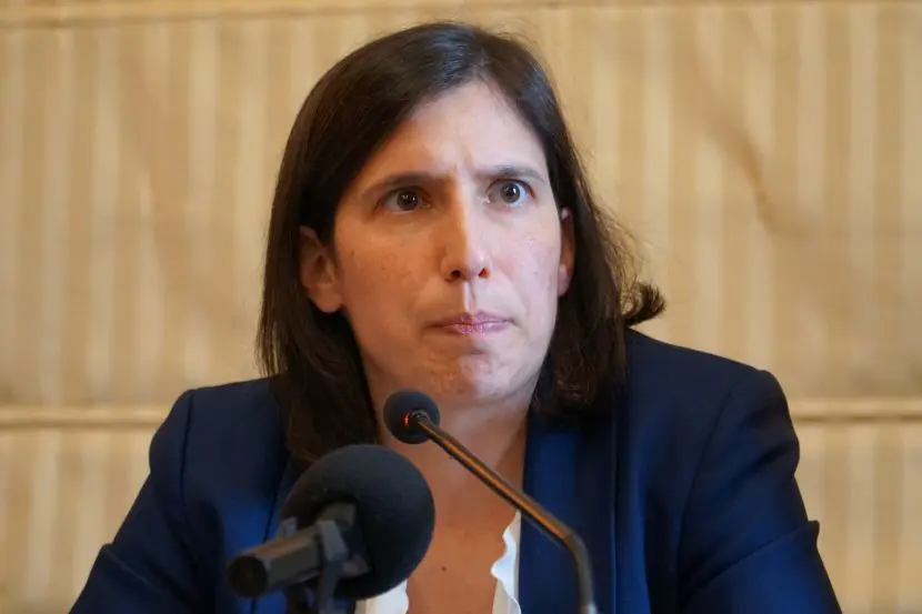 Schlein: "Il governo è contrariato da controlli e bilanciamenti"
