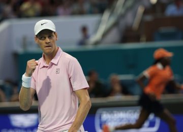 Sinner supera Zverev: finale a Miami contro Lehecka