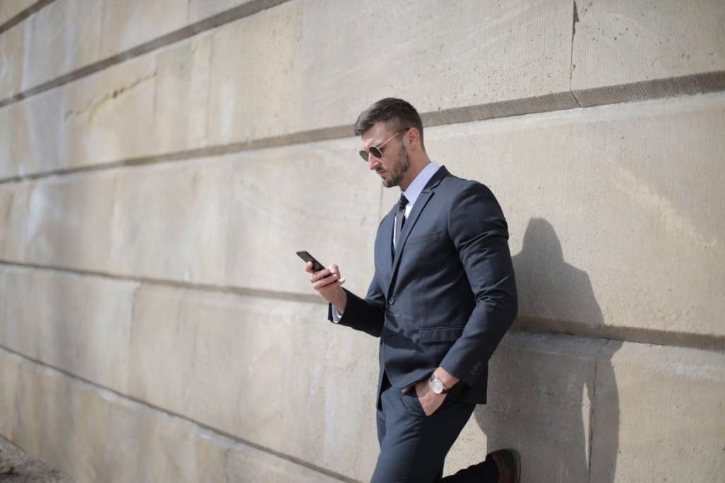 Smartphone per professionisti: i vantaggi di un iPhone 15 ricondizionato