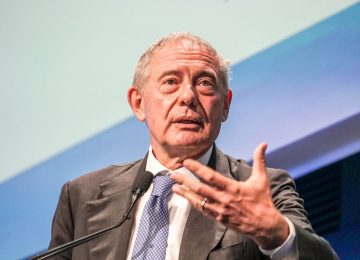 Urso incontra la ministra francese Le Hénanff: un dialogo sulla trasformazione digitale e lo sviluppo tecnologico.