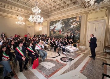 A Catania gli studenti apprendono la Costituzione in Prefettura