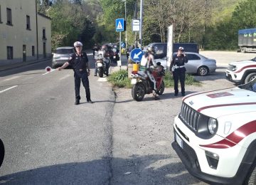 A Mugello, la municipale effettua controlli su 89 moto: 16 violazioni riscontrate