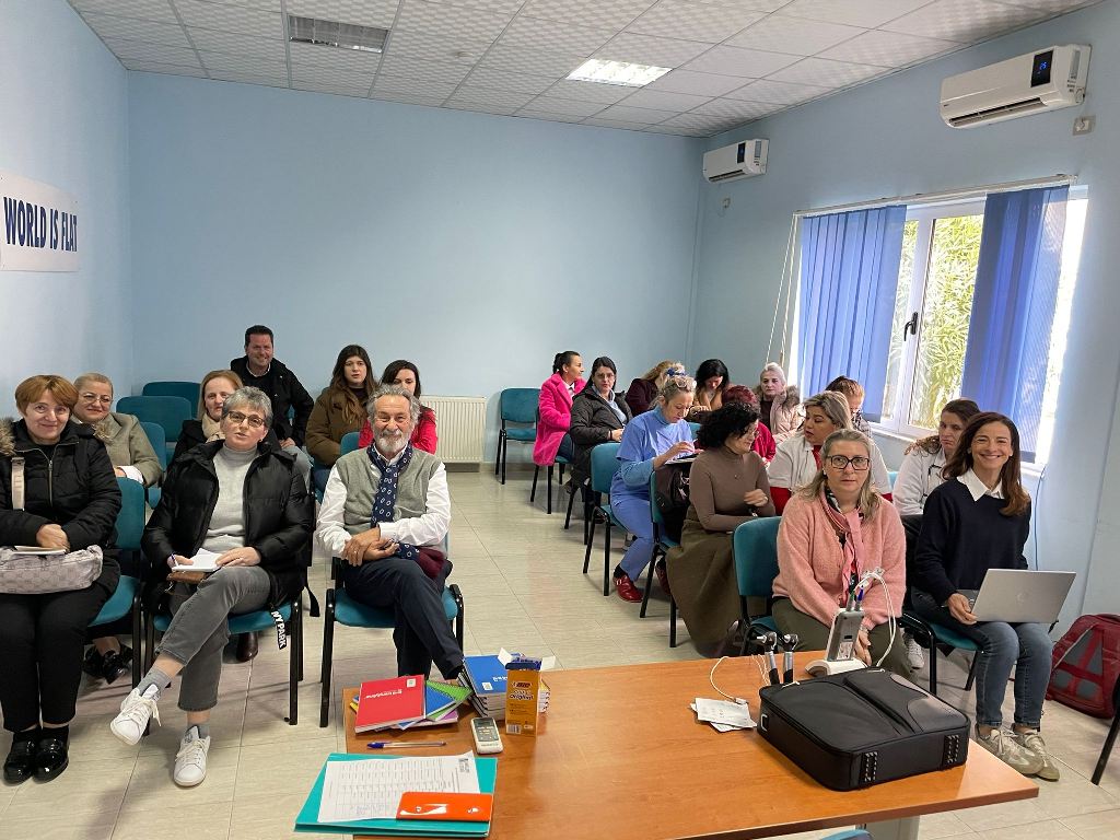 Annulliamo la Distanza e Meyer: Screening neonatali in Albania, un test che può cambiare la vita.