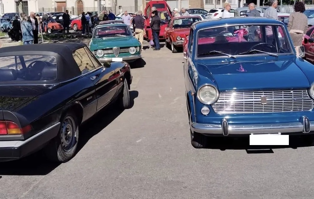 Auto d'epoca e giochi per bambini nel weekend a Castelfiorentino