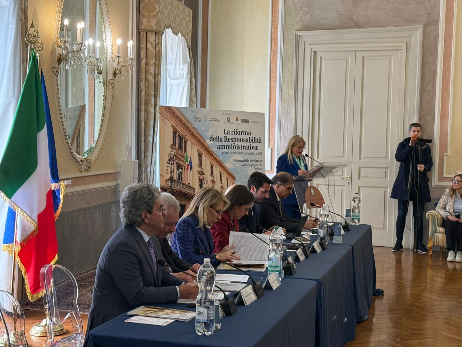 Avellino: Confronto sulla Responsabilità Amministrativa tra Esperti e Dirigenti degli Enti Locali in Prefettura