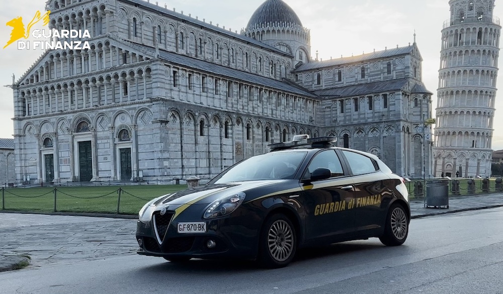 Azienda pisana in difficoltà per insolvenza: sequestrata anche una villa sul Garda