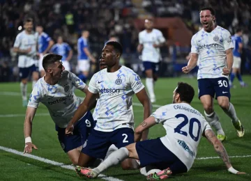 Da 2-0 a 3-4: l'Inter ribalta il Como e si porta a +9 sul Napoli - Agenzia Italpress