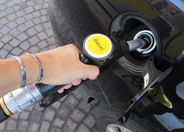 Diesel oltre 2,3 euro: chiuso il distributore a Lucca