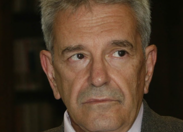 È scomparso Romano Luperini, uno dei massimi esperti della letteratura italiana del Novecento.