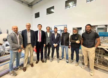 Eccellenze industriali: il sottosegretario Dika in visita a due aziende a Montale e Pistoia