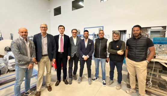 Eccellenze industriali: il sottosegretario Dika in visita a due aziende a Montale e Pistoia