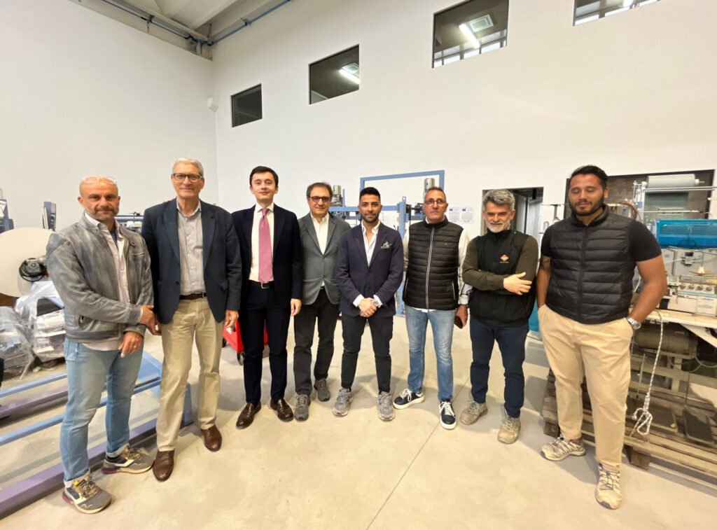 Eccellenze industriali: il sottosegretario Dika in visita a due aziende a Montale e Pistoia