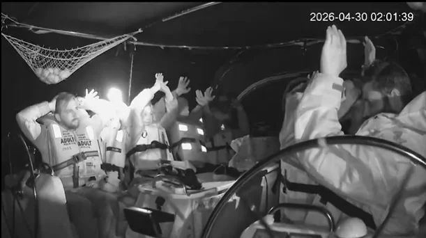 Flottiglia intercettata, Israele: "175 attivisti ora si divertono con noi"