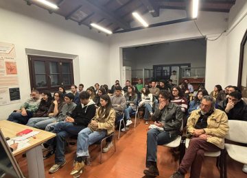 Giovani a Villa Crastan: discussione su relazioni e dipendenze affettive