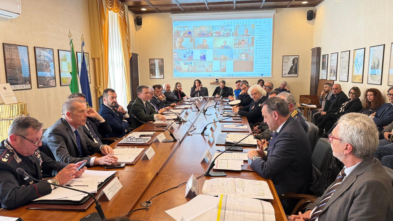 Giro d'Italia: Stabilito in Prefettura a Potenza il Piano di Sicurezza per la Quinta Tappa