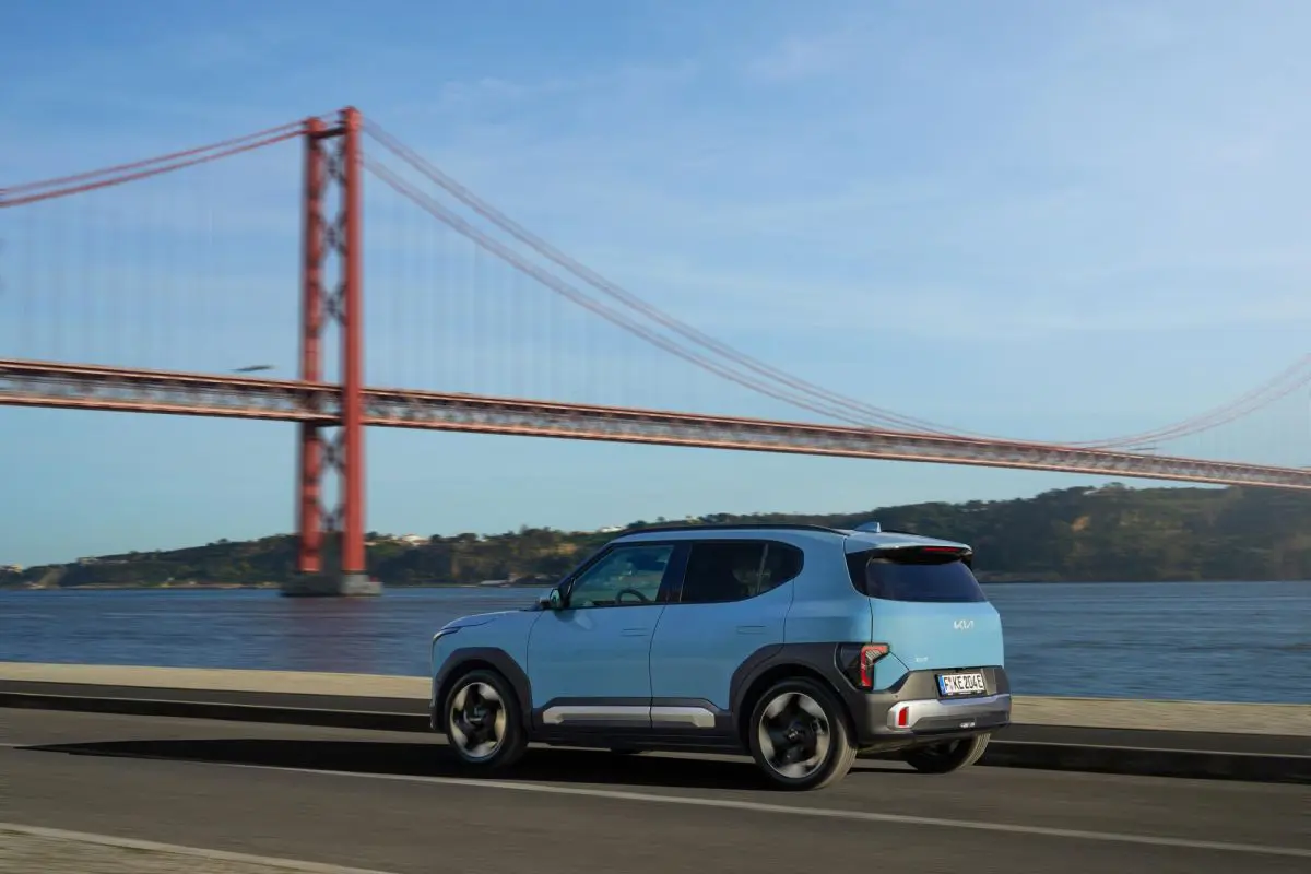Kia EV2: Il SUV Elettrico Compatto che Rende la Mobilità Urbana Più Accessibile