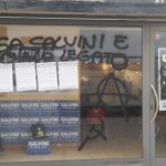 Lega Massa-Carrara: "Sede provinciale imbrattata da anarchici, clima di odio"