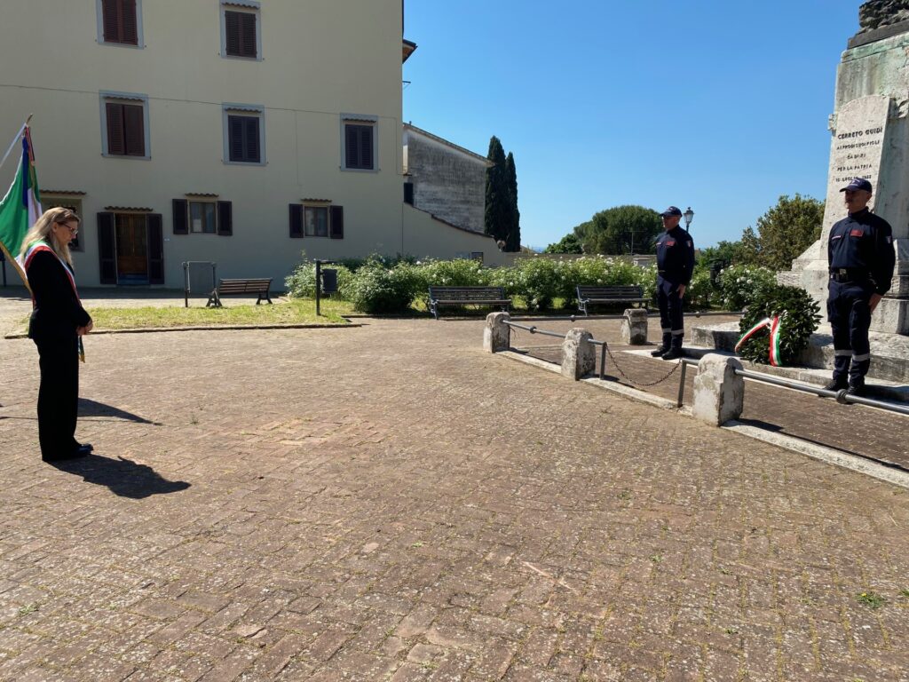 Liberazione, corone d'alloro alle lapidi commemorative di Cerreto Guidi