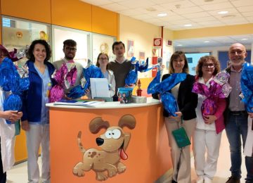 Pasqua in Pediatria: Visita del Sottosegretario Bernard a San Jacopo di Pistoia