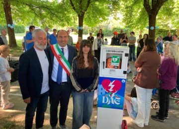 Sicurezza e arte al Giardino 'Papa Francesco': Presentata la nuova postazione DAE donata dal Rione Popolesco