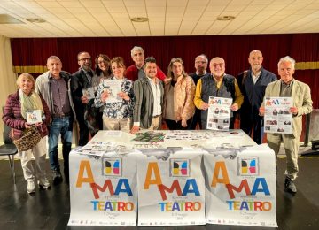 Sure! Please provide the original title you'd like me to rewrite in Italian.