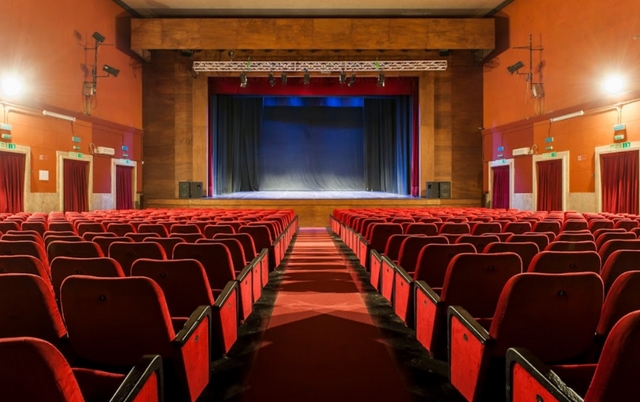 Teatro Puccini: una settimana piena di eventi tra satira e memoria