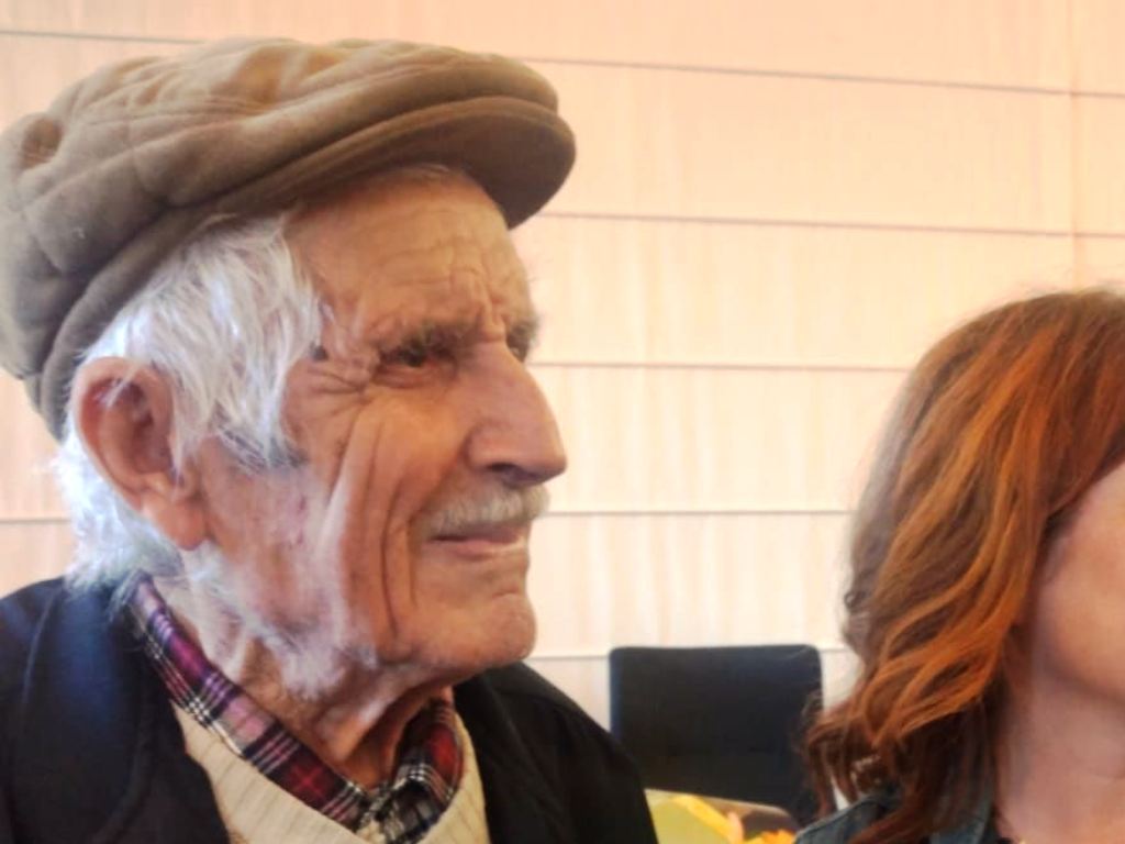 Trattore si capovolge in Versilia, muore un ex partigiano di 102 anni.