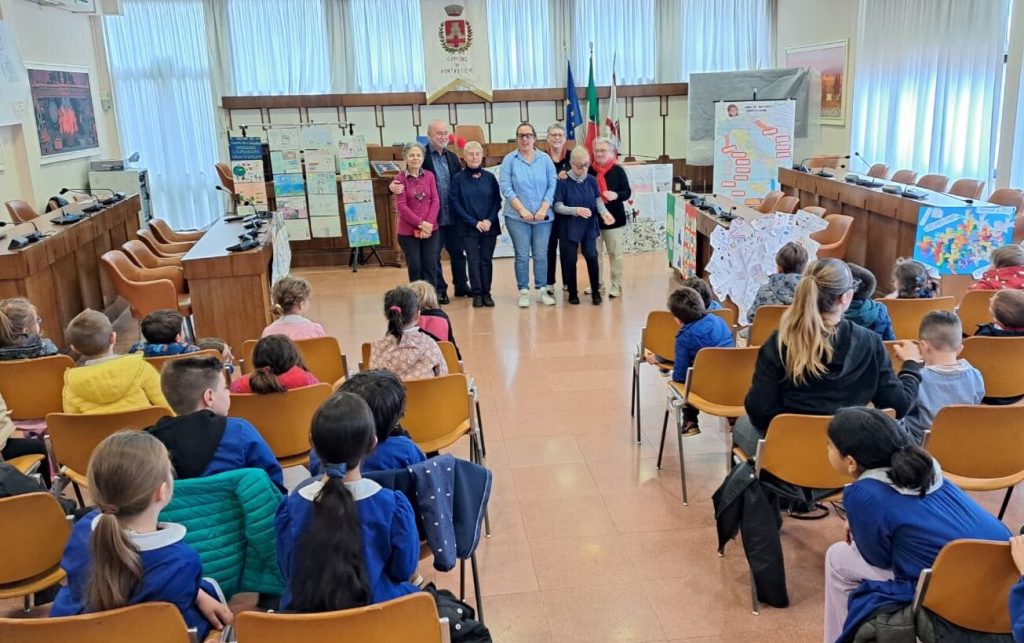 Pontassieve: "Adotta un articolo della Costituzione"