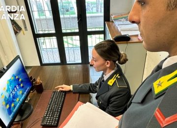 Controlli a Firenze: Irregolarità nel Settore Moda e Tessile