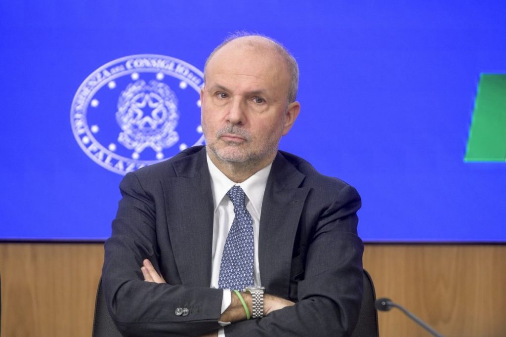 Schillaci: "Non smantelliamo il ruolo del medico di famiglia"