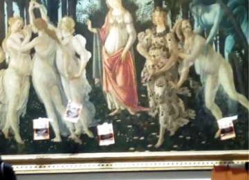 Assolti tre attivisti di Ultima Generazione per il 'blitz' agli Uffizi, ma devono pagare una multa di 20mila euro