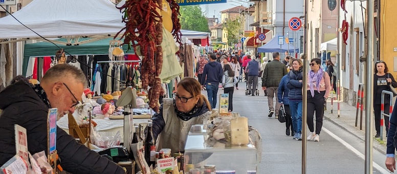 Festa della Mamma a Montecatini Terme: incontro in via Marruota