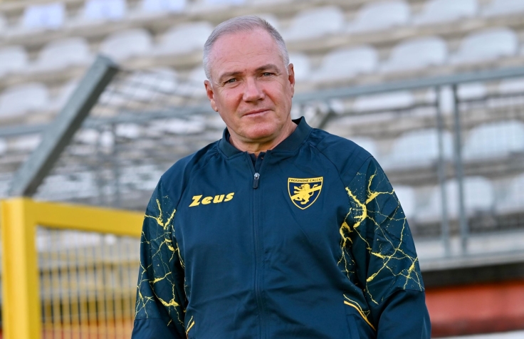 Frosinone in Serie A: Il capolavoro di Massimiliano Alvini, Fucecchio in festa!