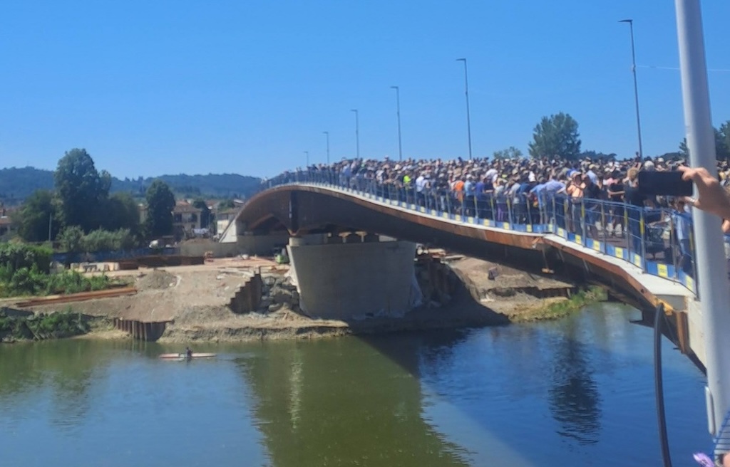 Inaugurato a Firenze il nuovo ponte dedicato alle sorelline Nencioni