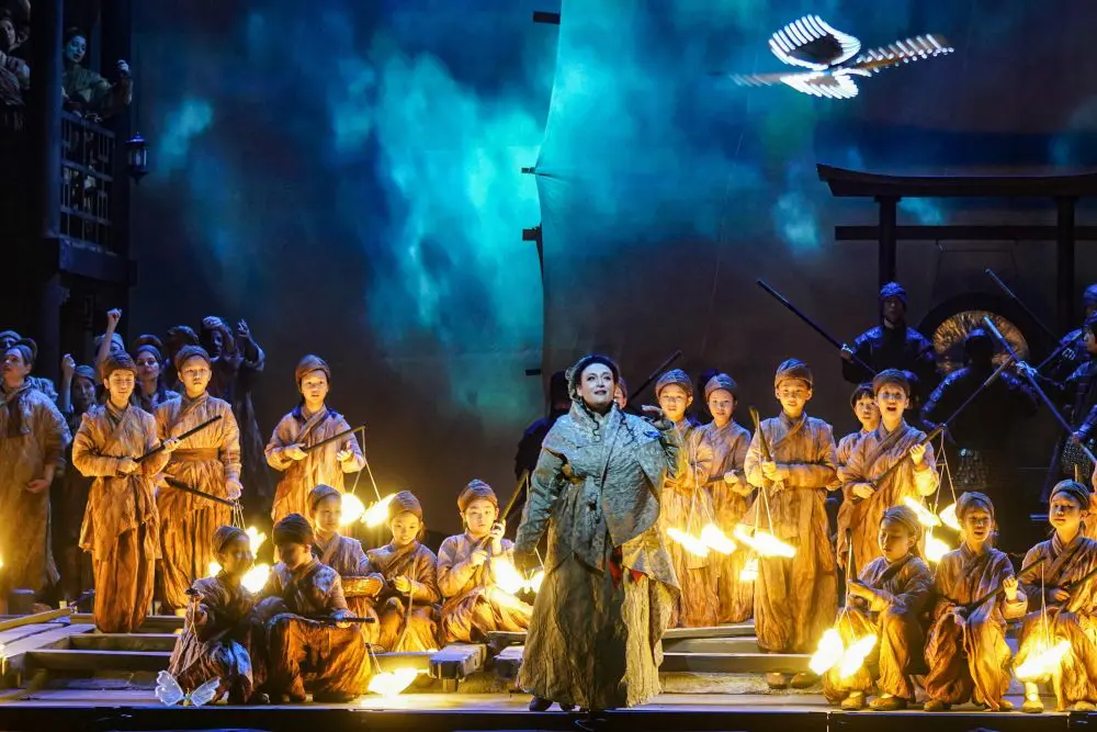 Jackie Chan Reinterprets Turandot with Kung Fu and Chinese Aesthetics, Reports Italpress