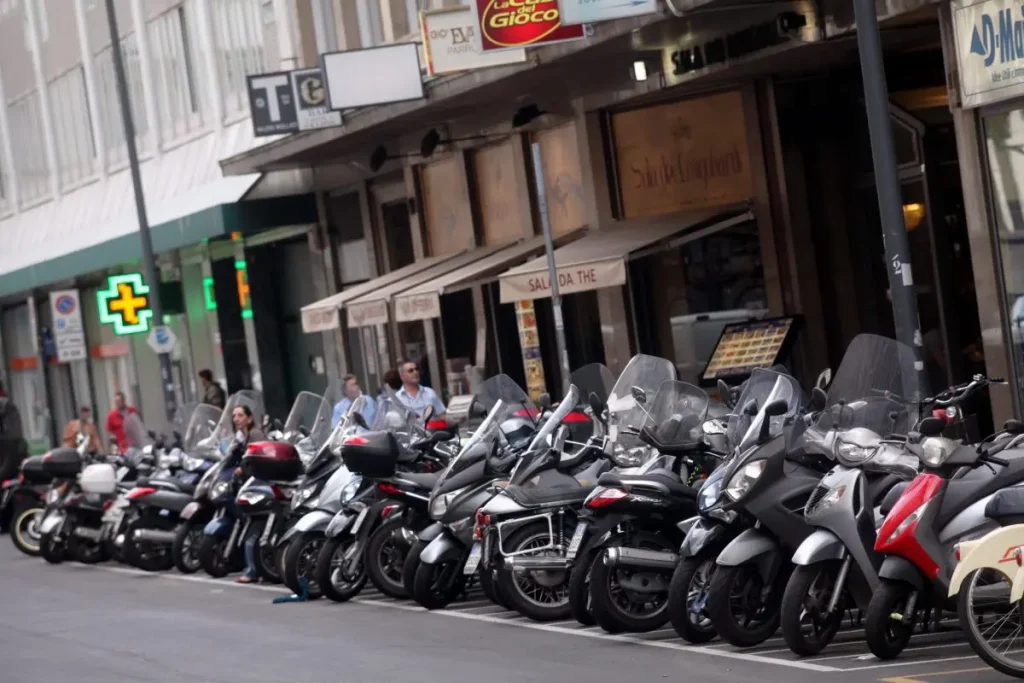 Mercato della Moto in Espansione Nonostante le Incertezze Geopolitiche