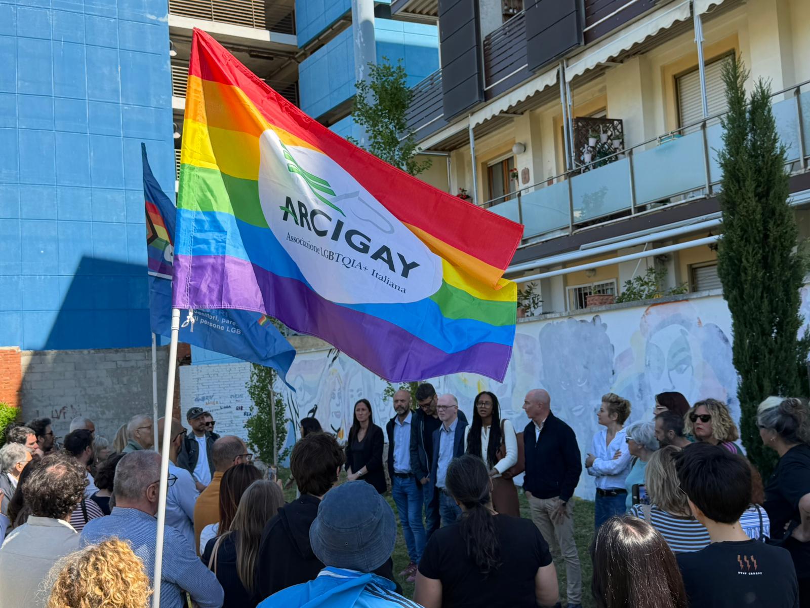 Murale Queer Wall vandalizzato al Parco dell’Odeon