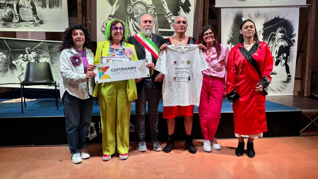 Oltre 300 giovani delle scuole di Pisa assistono allo spettacolo di Patrizio Oliva