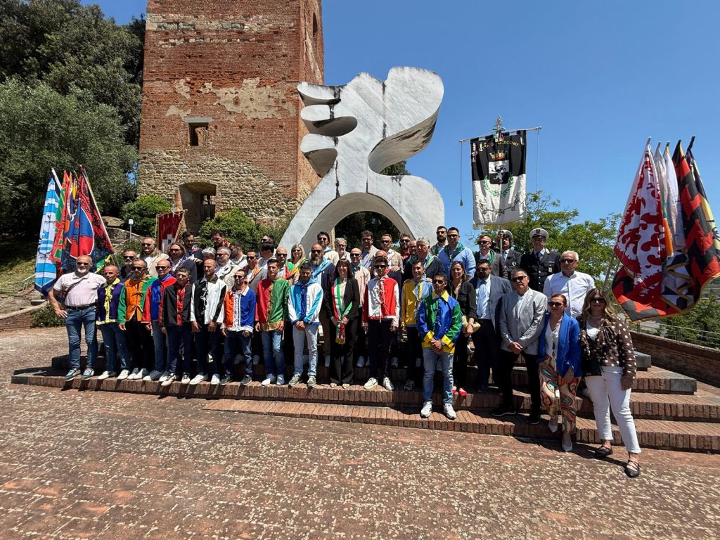Palio di Fucecchio: i fantini hanno firmato e ora sappiamo chi rappresenterà le contrade.